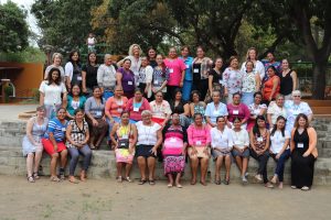 group photo of Nicaraguan women's conference